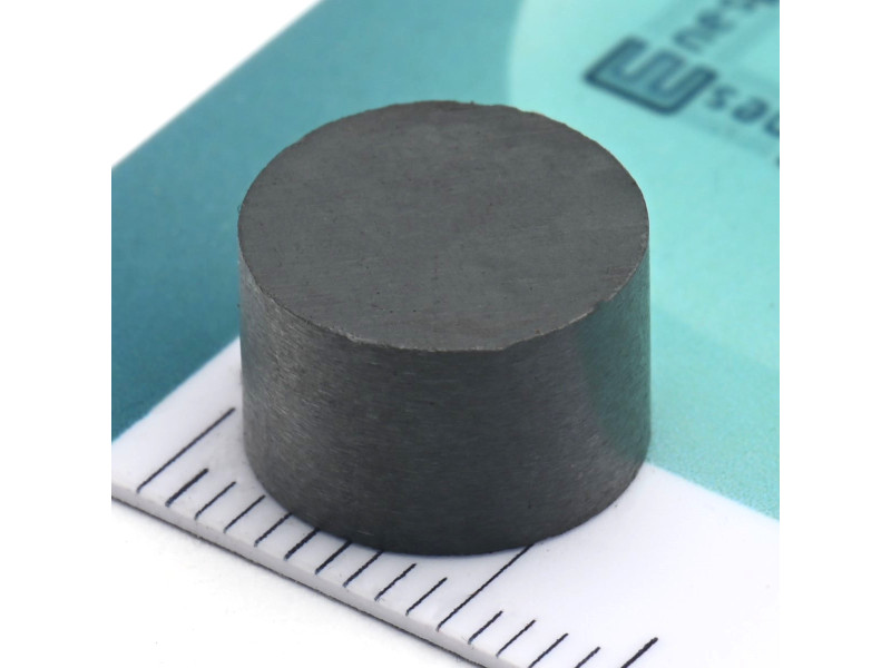 D11 x 7 / F30 - feritni magnet