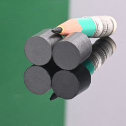 D10 x 10 / F30 - ferrittmagnet