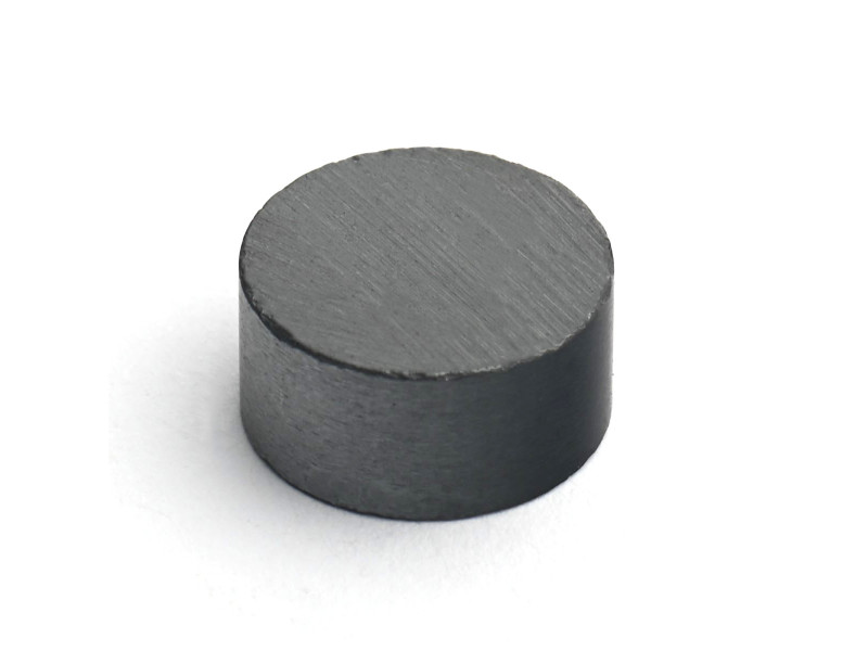 D10 x 5 / F30 - feritni magnet