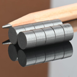 D8 x 5 / F30 - feritni magnet