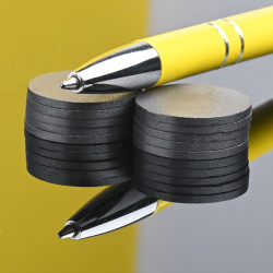 D20 X 1,5 / F30 - ferrittmagnet