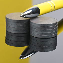 D20 x 2 / F30 - ferrittmagnet