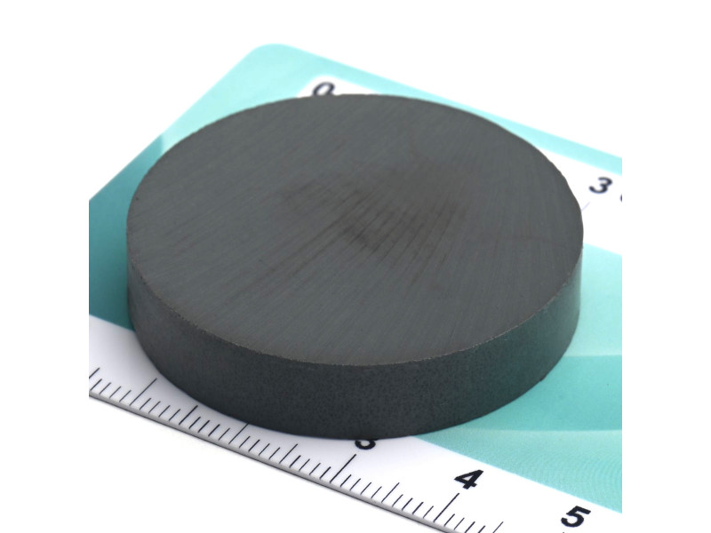 D40 x 8 / F30 - feritni magnet