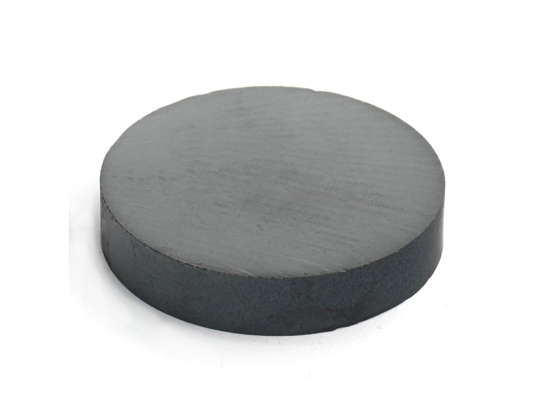 D40 x 8 / F30 - feritni magnet