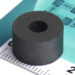 D14 x d5 x 8 / F30 - ferrittmagnet