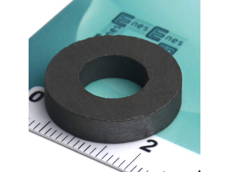 D20 x d10 x 4,3 / F30 - feritni magnet
