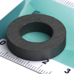 D23 x d13 x 5 / F30 - feritni magnet