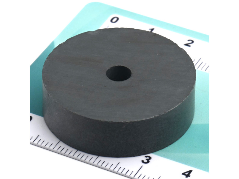 D34 x d5,5 x 10 / F30 - feritni magnet
