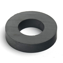 D32 x d16 x 7 / F30 - feritni magnet