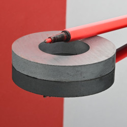 D65 x d32 x 10 / F30 - ferrittmagnet