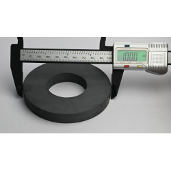 D100 x d45 x 13 / F30 - ferrit mágnes