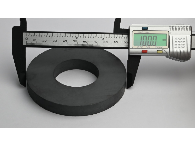 D100 x d45 x 13 / F30 - ferrittmagnet
