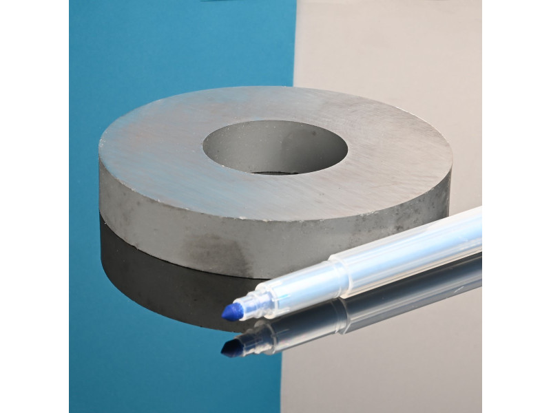 D110 x d45 x 18 / F30 - feritni magnet