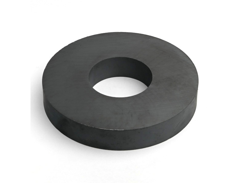 D110 x d45 x 18 / F30 - feritni magnet
