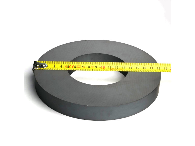 D180 x d87 x 23 / F30 - feritni magnet