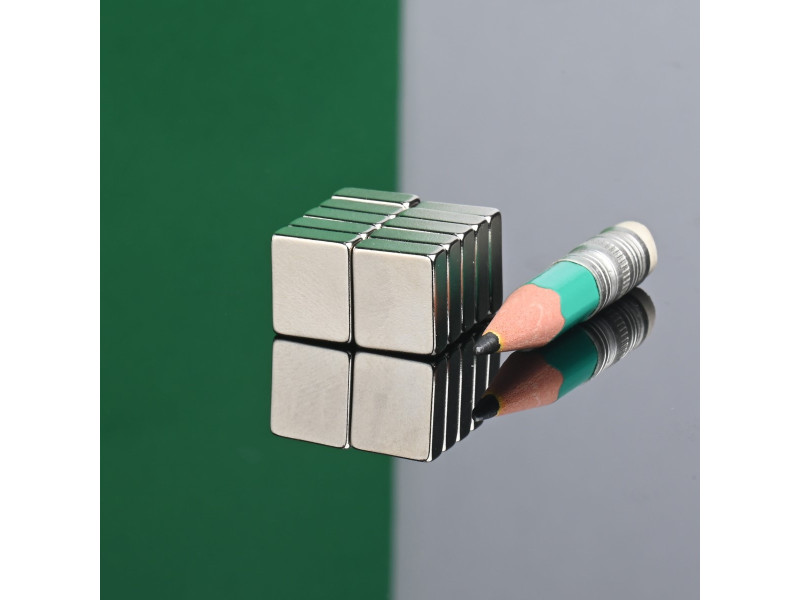 12 x 10 x 4 / N38 - Neodimov magnet (NdFeB)