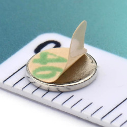 D6 x 0,75 / N38 - samolepilni magneti