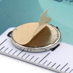 D10 x 1 / N38 - Neodimyum mıknatıs (NdFeB) / kendinden yapışkanlı, bantlı 3M 467MP