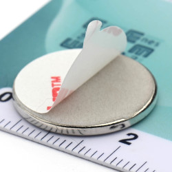 D20 x 2 / N38 - Neodymmagnet (NdFeB) / selvklebende, med skum 3M 4920