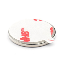 D20 x 2 / N38 - neodimov magnet (NdFeB) / samolepilni, s peno 3M 4920