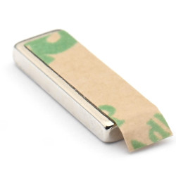 15 x 5 x 2 / N38 - Neodimov magnet (NdFeB) / samolepilni, s trakom 3M 467MP