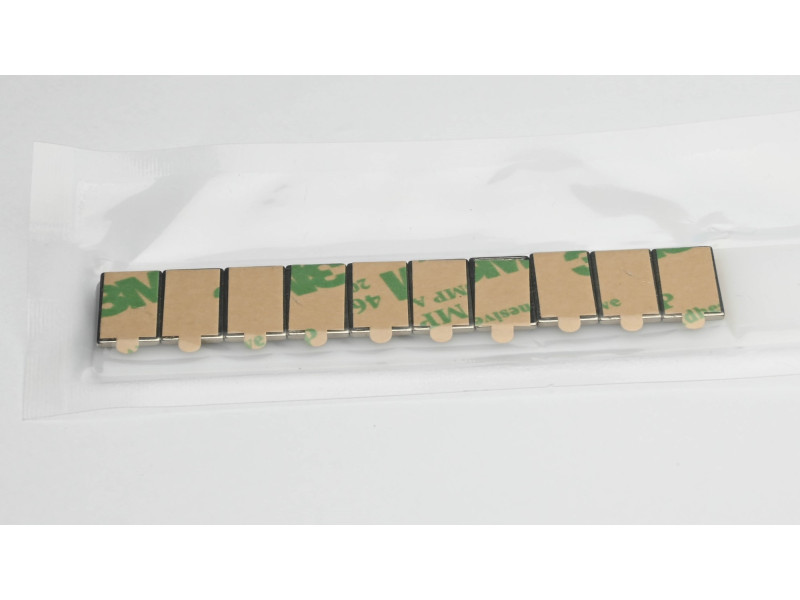 15 x 8 x 1 / N38 - Neodimov magnet (NdFeB) / samolepilni, s trakom 3M 467MP