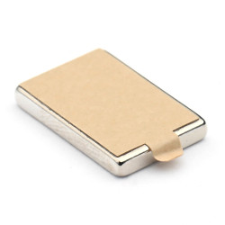 15 x 10 x 2 / N38 - Neodimyum mıknatıs (NdFeB) / kendinden yapışkanlı, bantlı 3M 467MP