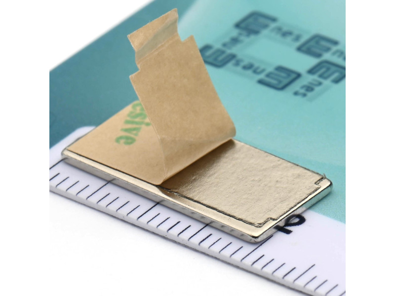 20 x 10 x 1 / N38 - Neodimyum mıknatıs (NdFeB) / kendinden yapışkanlı, bantlı 3M 467MP