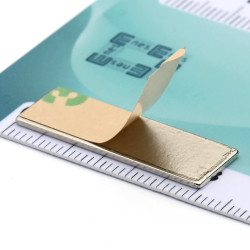 30 x 10 x 1 / N38 - Neodimov magnet (NdFeB) / samolepilni, s trakom 3M 467MP