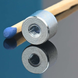 Magnet, priemer 8 mm, vnútorný závit M3, výška 6 mm, neodymový