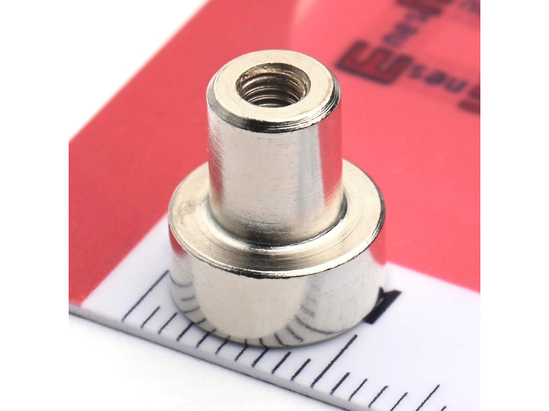 Magnet i hölje, diameter 10 mm, med skruvhylsa M3 - neodymium