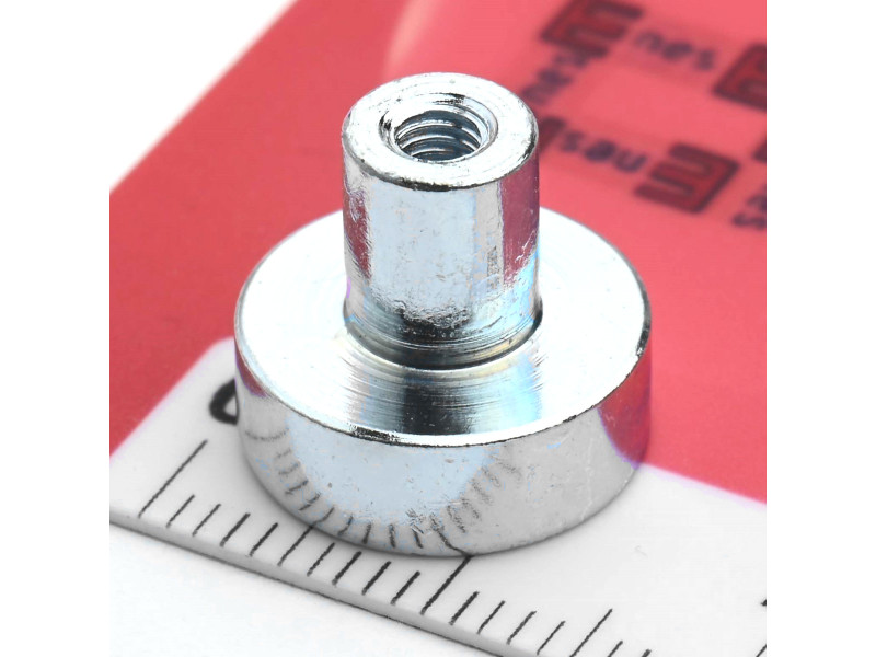 Magnet v ohišju, premer 13 mm, z vijačnim nastavkom M3 - neodim