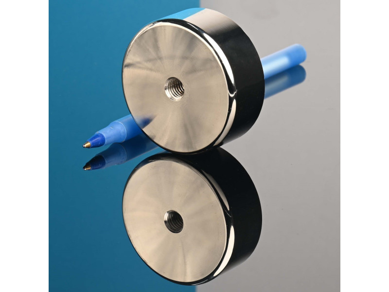 Magnete, diametro 50 mm, filettatura interna M8, altezza 20 mm, neodimio