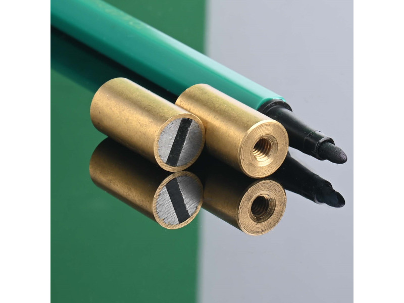 Pirinç gövde içinde mıknatıs, çap 10 mm, M4 iç dişli, yükseklik 20 mm, neodimyum