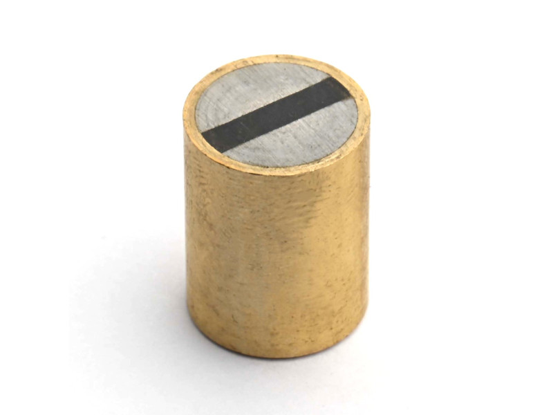 Магніт у латунному корпусі, діаметр 15 мм, внутрішня різьба M4, висота 20 мм, неодим