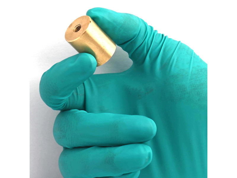 Pirinç gövde içinde mıknatıs, çap 20 mm, M6 iç dişli, yükseklik 25 mm, neodimyum