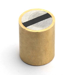 Pirinç gövde içinde mıknatıs, çap 20 mm, M6 iç dişli, yükseklik 25 mm, neodimyum