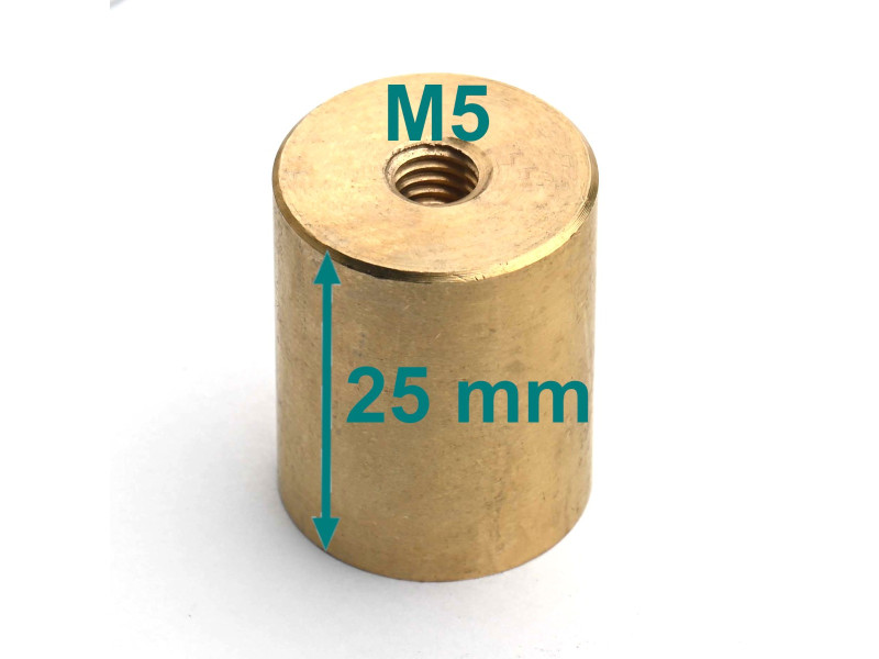 Magnet v medeninastem ohišju, premer 20 mm, notranji navoj M6, višina 25 mm, neodim