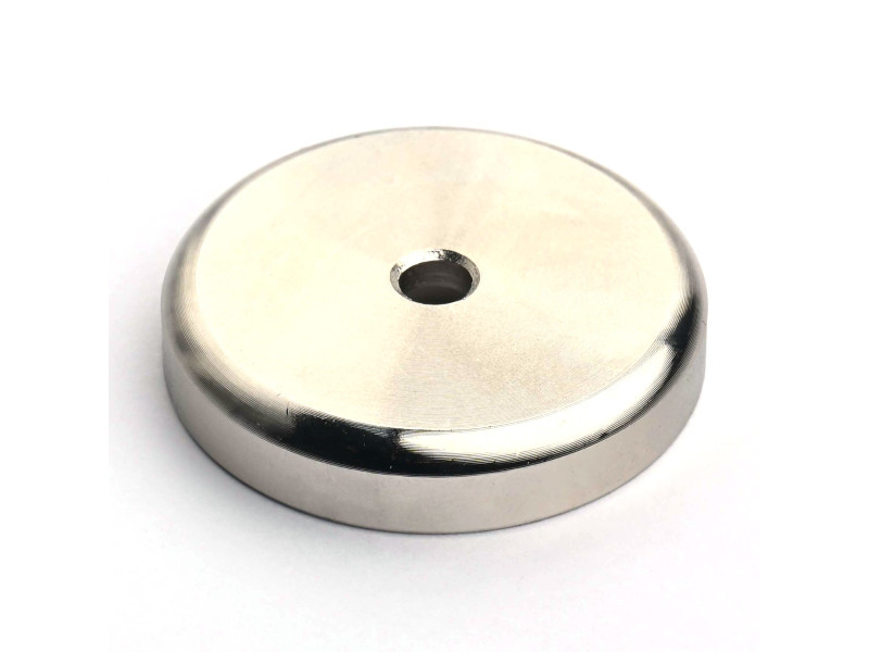 Magnet i hus, diameter 36 mm, med boring for flat skrue, neodymium