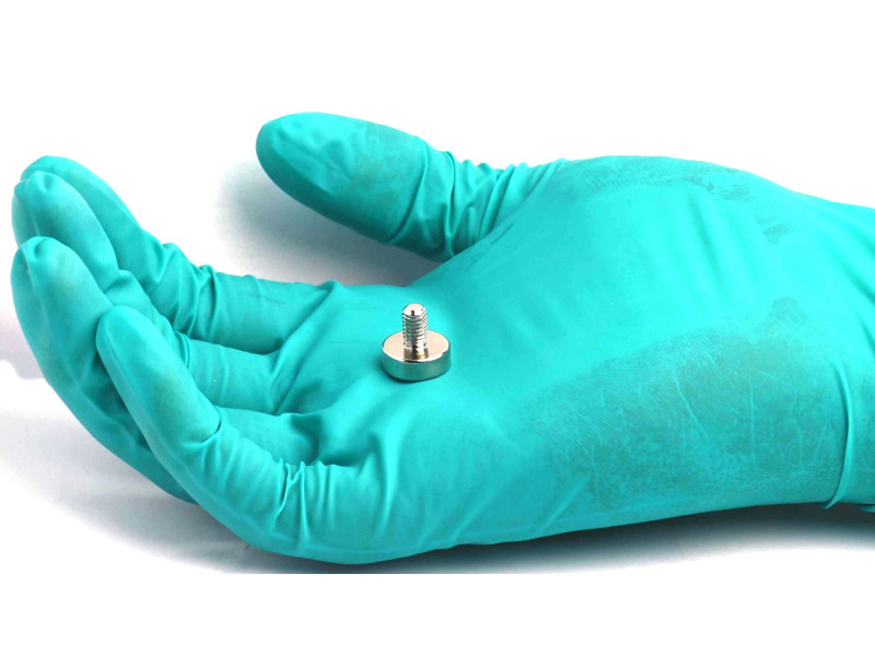 Magnet, diameter 13 mm, M5 utvändig gänga, neodymium