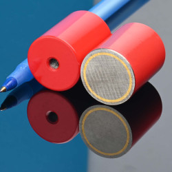Magnet, diameter 24 mm, M5 innvendig gjenge, høyde 30 mm, AlNiCo