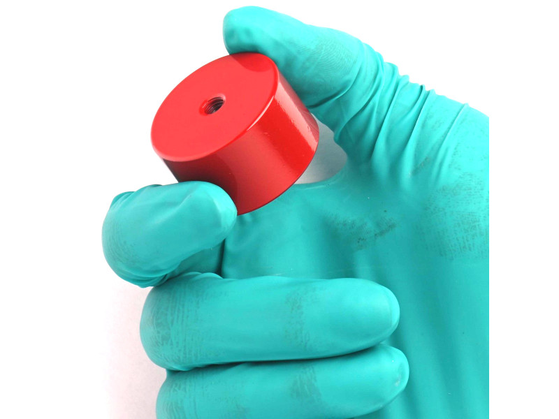 Magnet, diameter 35 mm, M6 innvendig gjenge, høyde 20 mm, AlNiCo