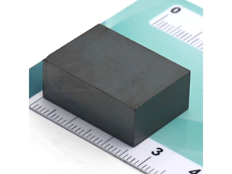 25,4 x 18 x 10 / F30 - feritni magnet