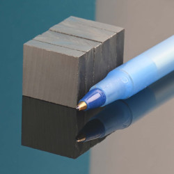 16 x 14 x 4 / F30 - ferrittmagnet