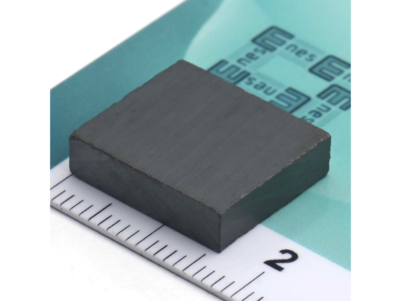 16 x 14 x 4 / F30 - ferrittmagnet