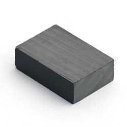 16 x 11 x 5 / F30 - feritni magnet