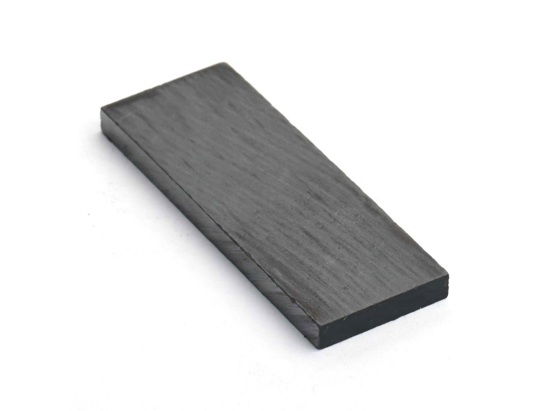 40 x 15 x 3 / F30 - feritni magnet