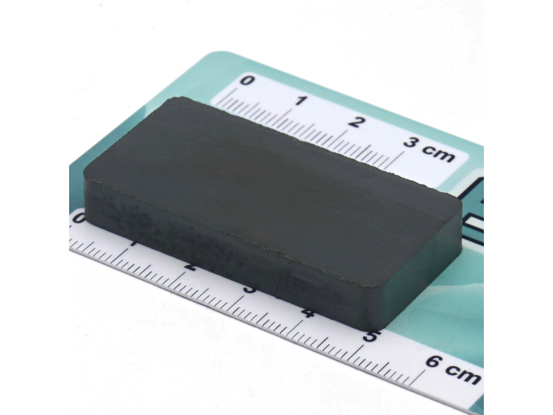 50 x 25 x 7,8 / F30 - feritni magnet