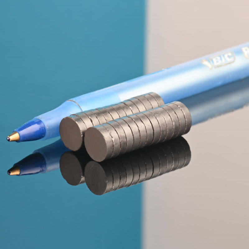 D8 x 2 / F30 - ferrit mágnes