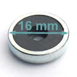 Magnet i hus, diameter 16 mm, med boring for flat skrue, ferritt